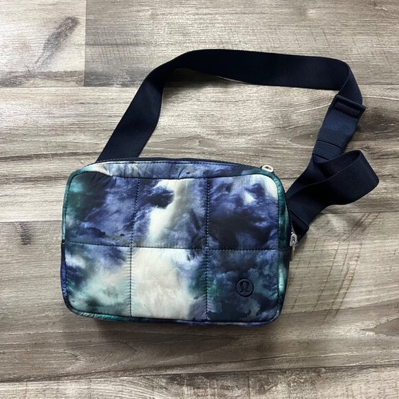 Lululemon Athletic Quilted Grid Belt Bag 1.5L Meteor Wash Print Multi NWT OS - Picture 1 of 6